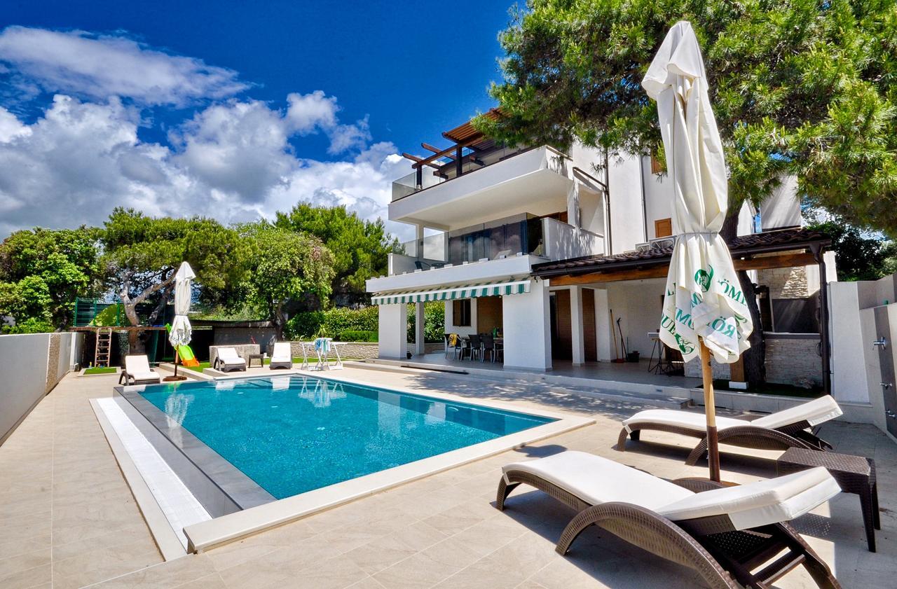Casa Del Capitano Vila Ražanj Exterior foto