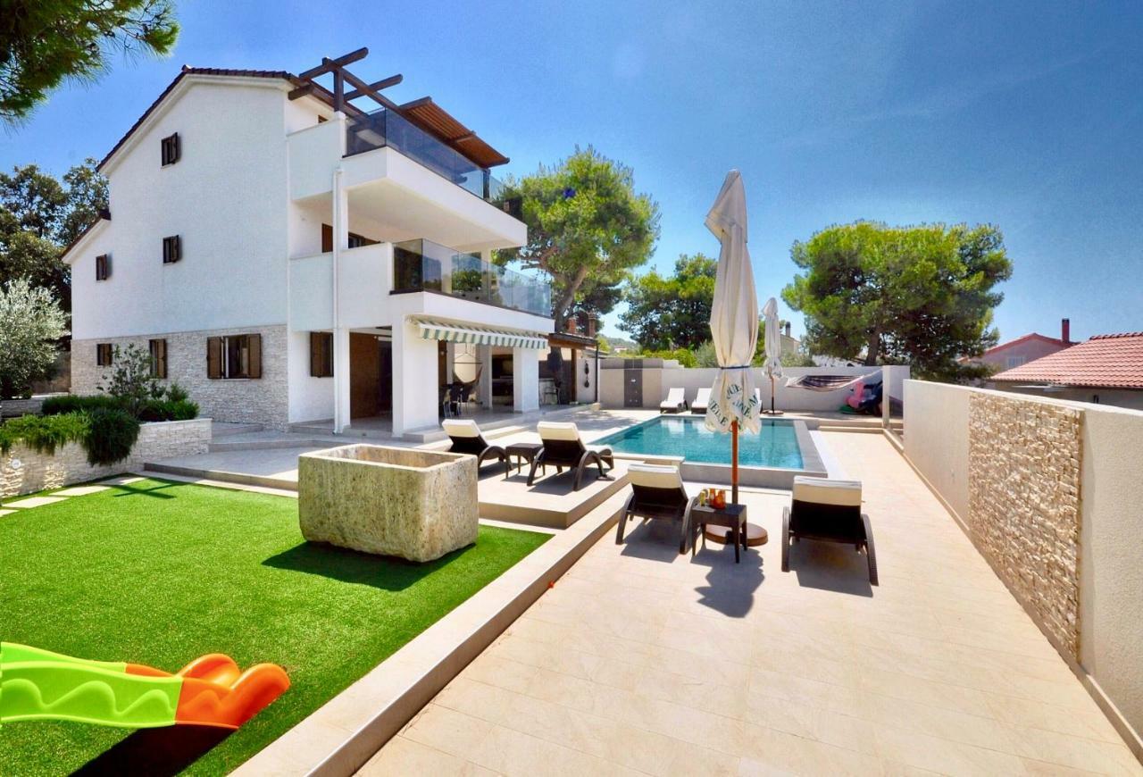 Casa Del Capitano Vila Ražanj Exterior foto